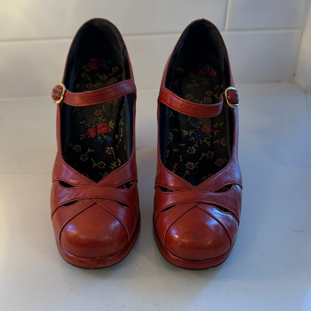 S.R.O. d’miguel Mary Jane Women's Vintage Retro Heels